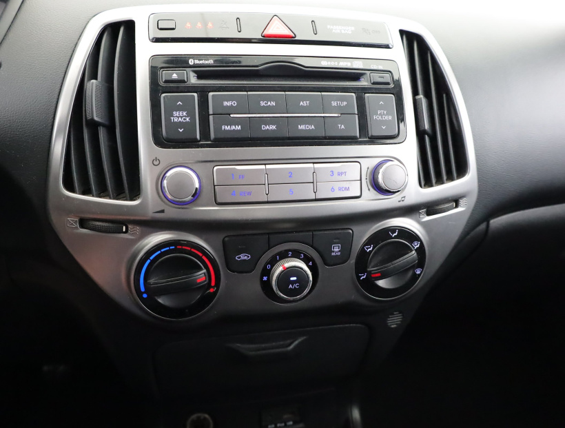 Hyundai i20, 2013