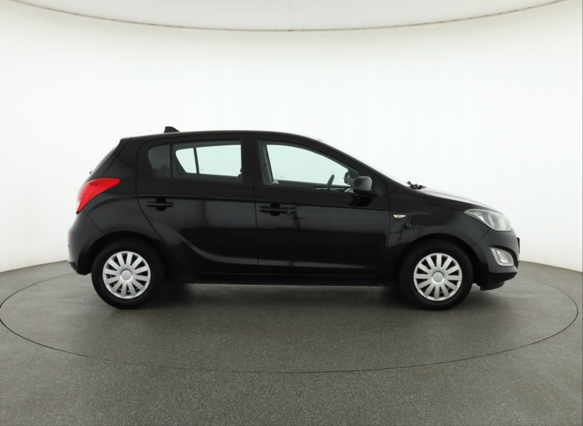Hyundai i20, 2013