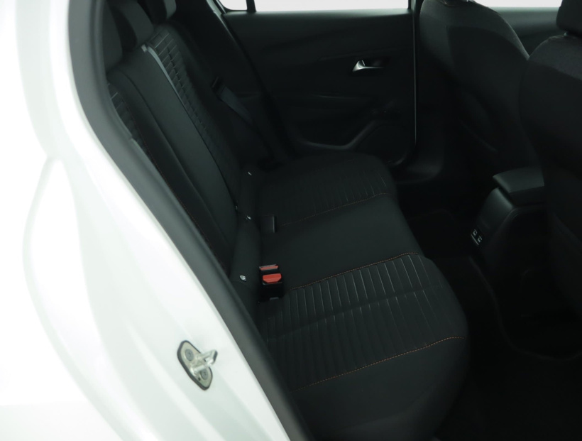 Peugeot e-208, 2020