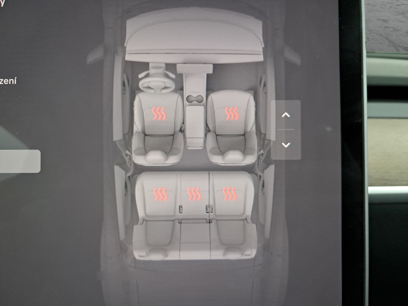 Tesla Model Y, 2022