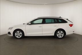 Škoda Octavia - 2023
