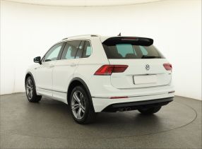 Volkswagen Tiguan - 2018