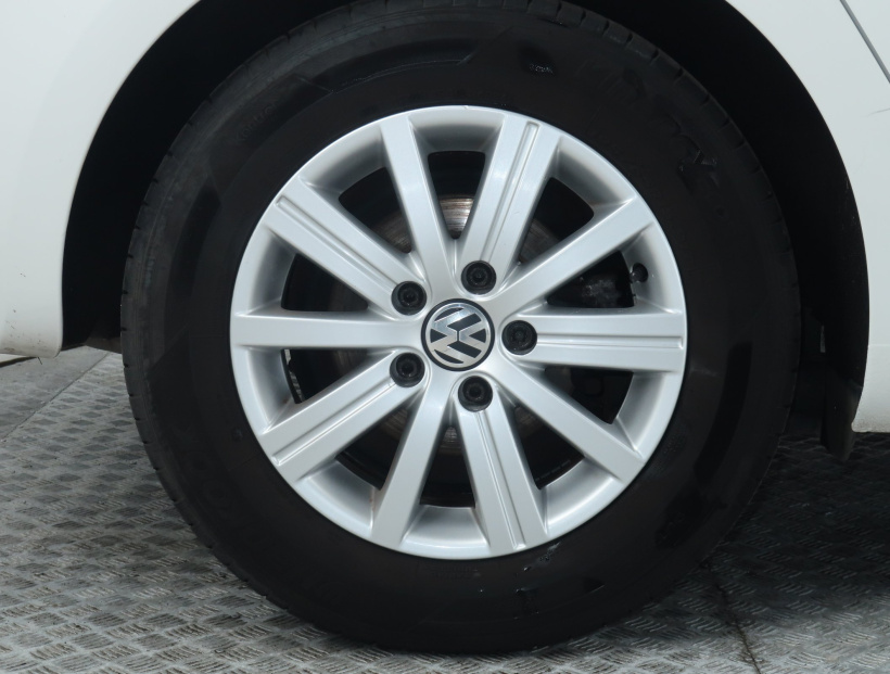Volkswagen Golf, 2011