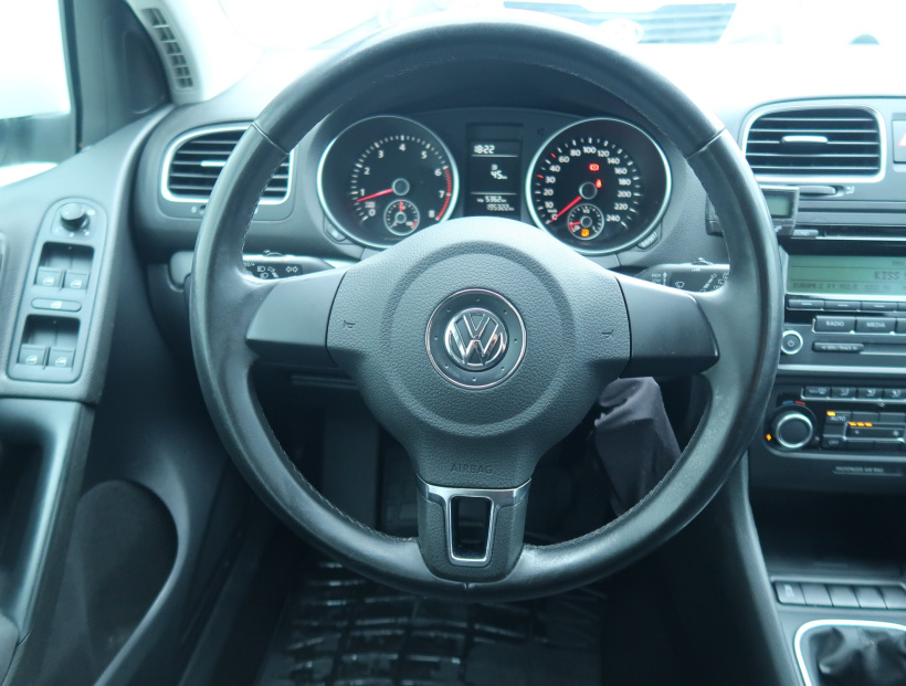 Volkswagen Golf, 2011