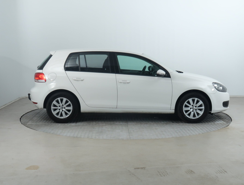 Volkswagen Golf, 2011