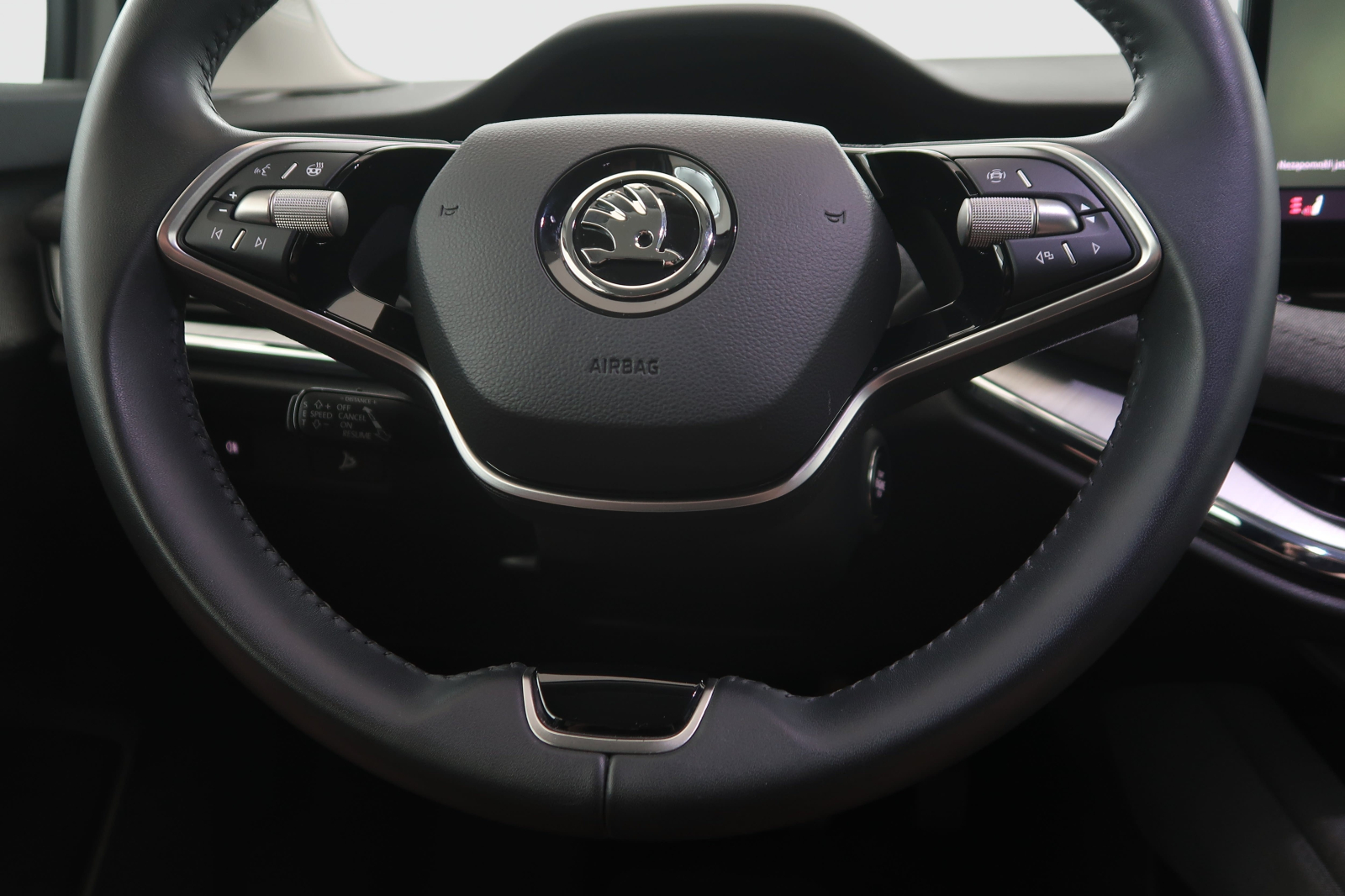 Škoda Enyaq - 2024