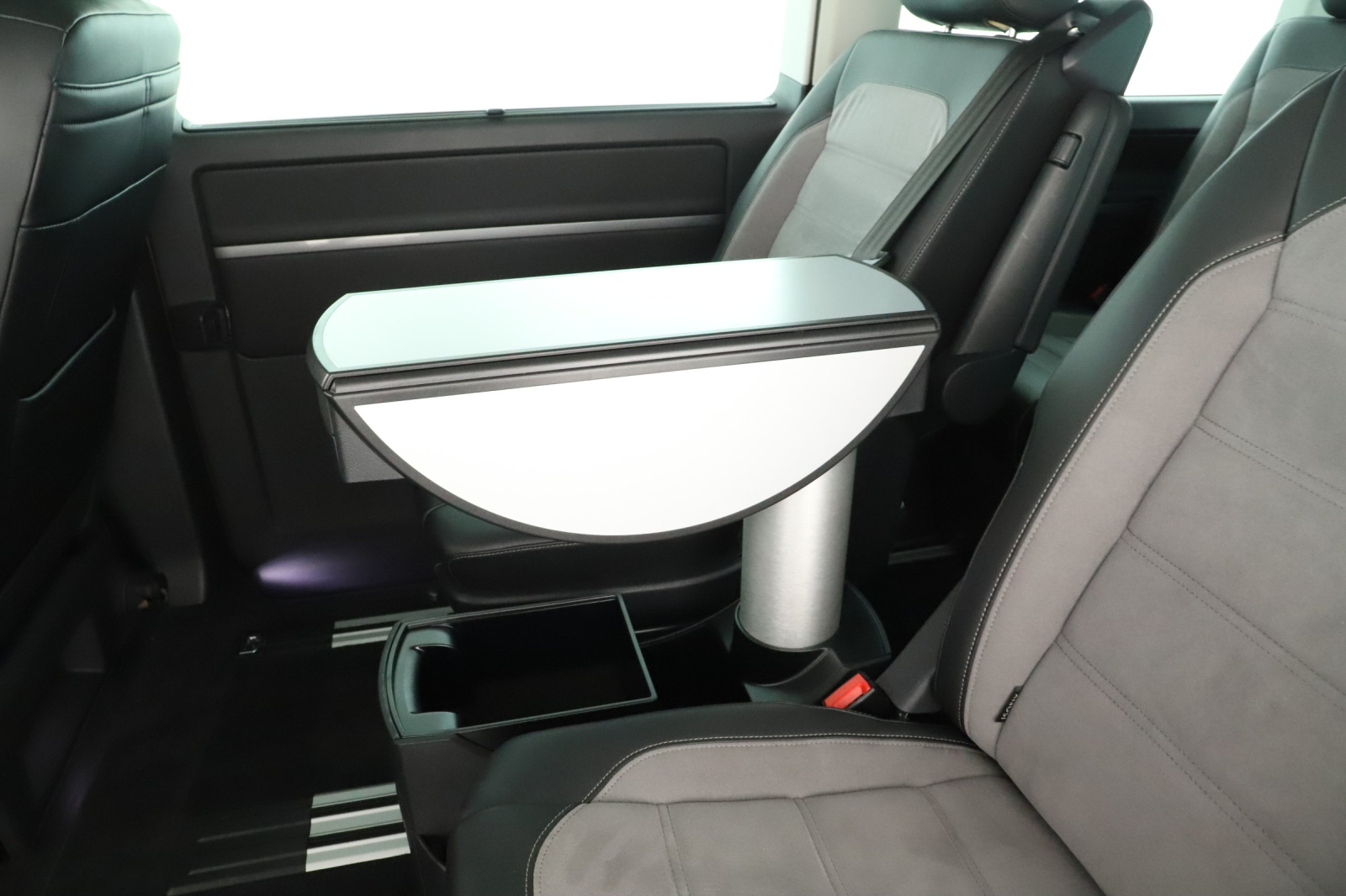 Volkswagen Multivan - 2021