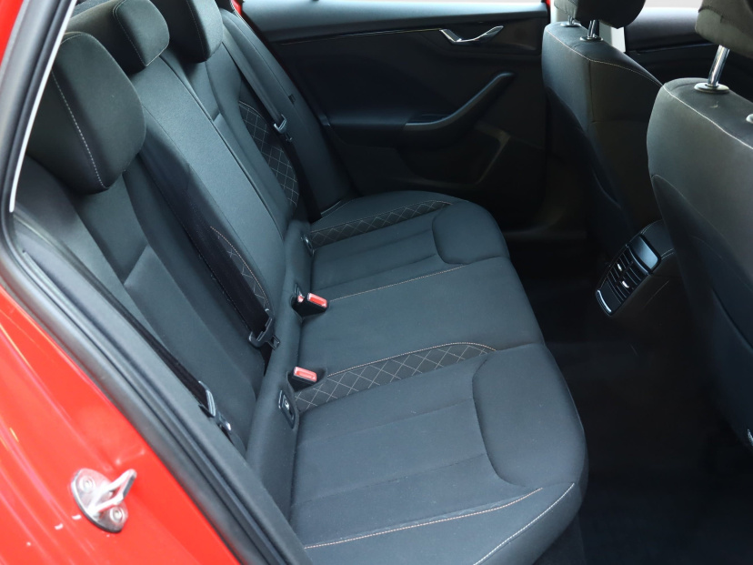 Škoda Kamiq, 2020