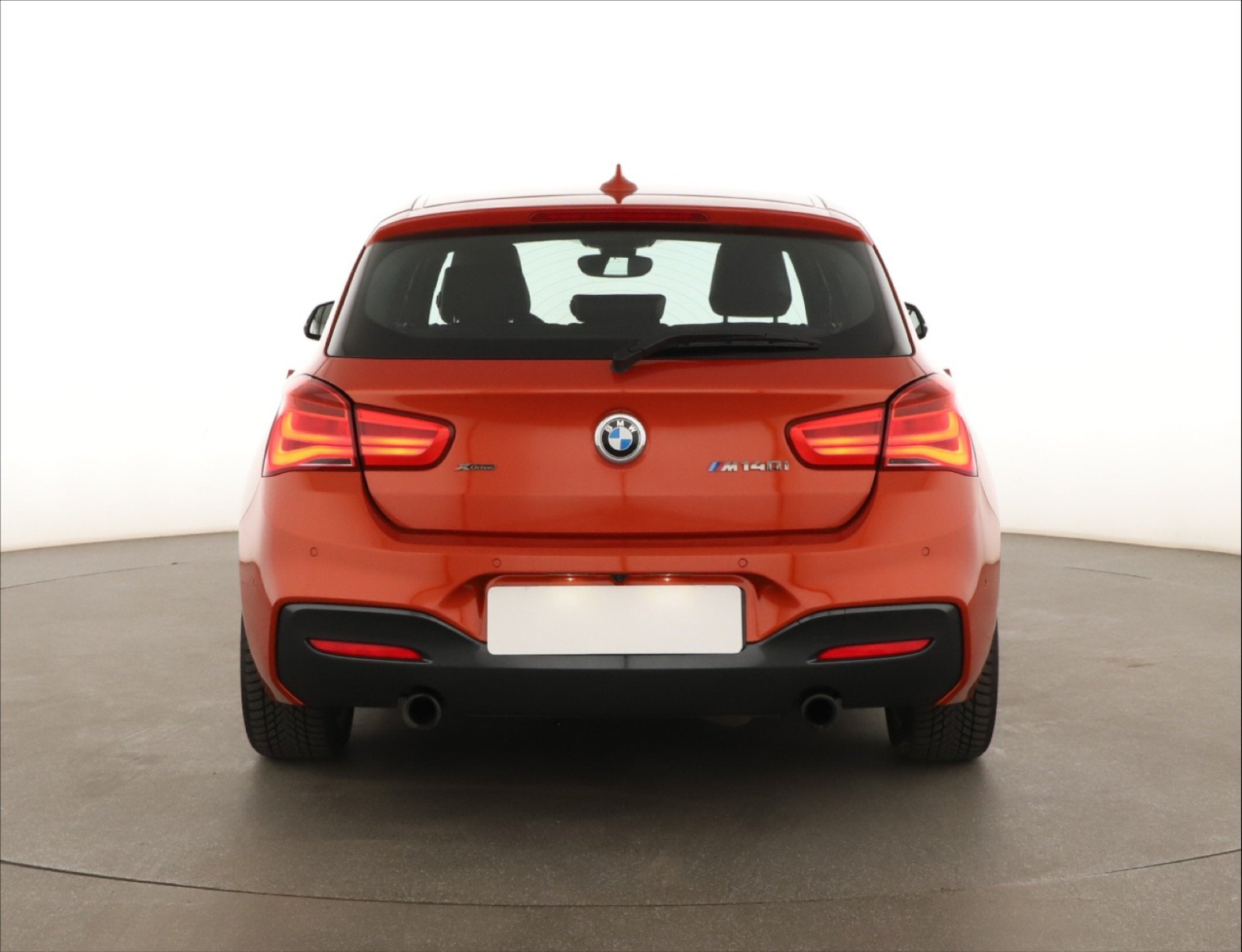 BMW 1 - 2016