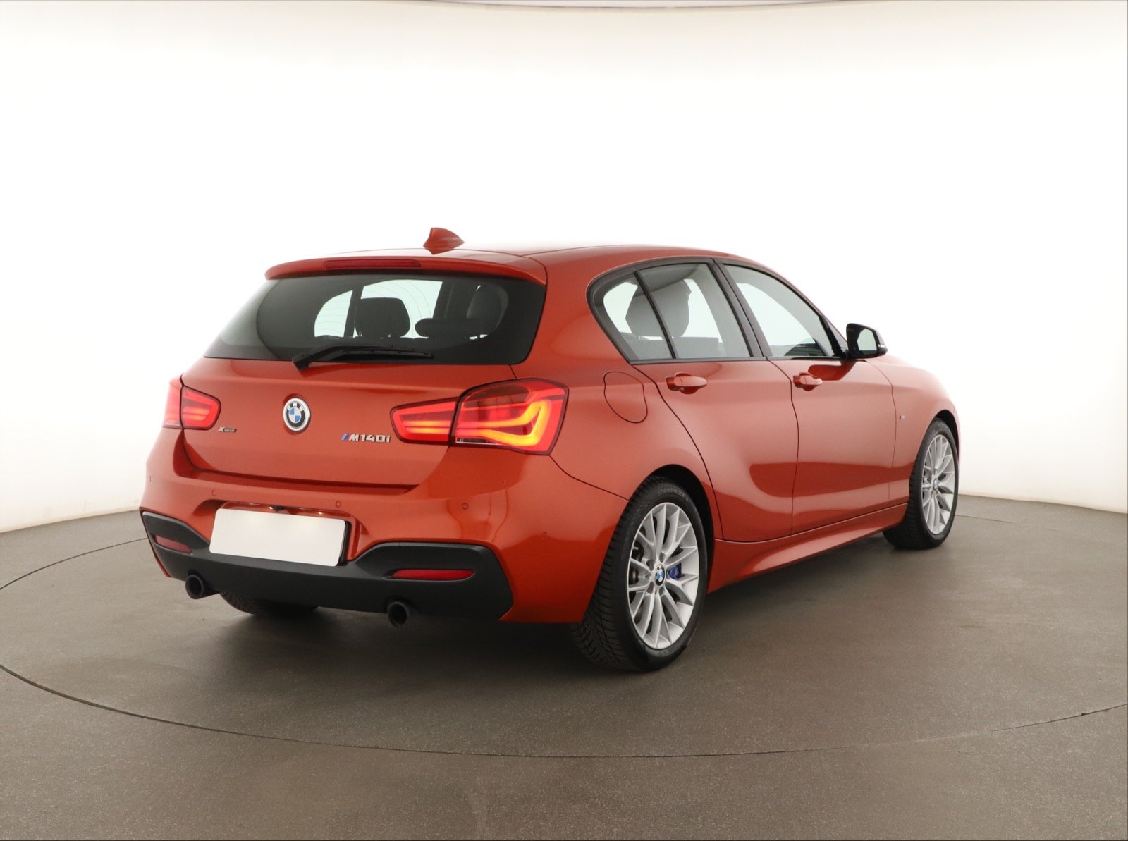 BMW 1 - 2016