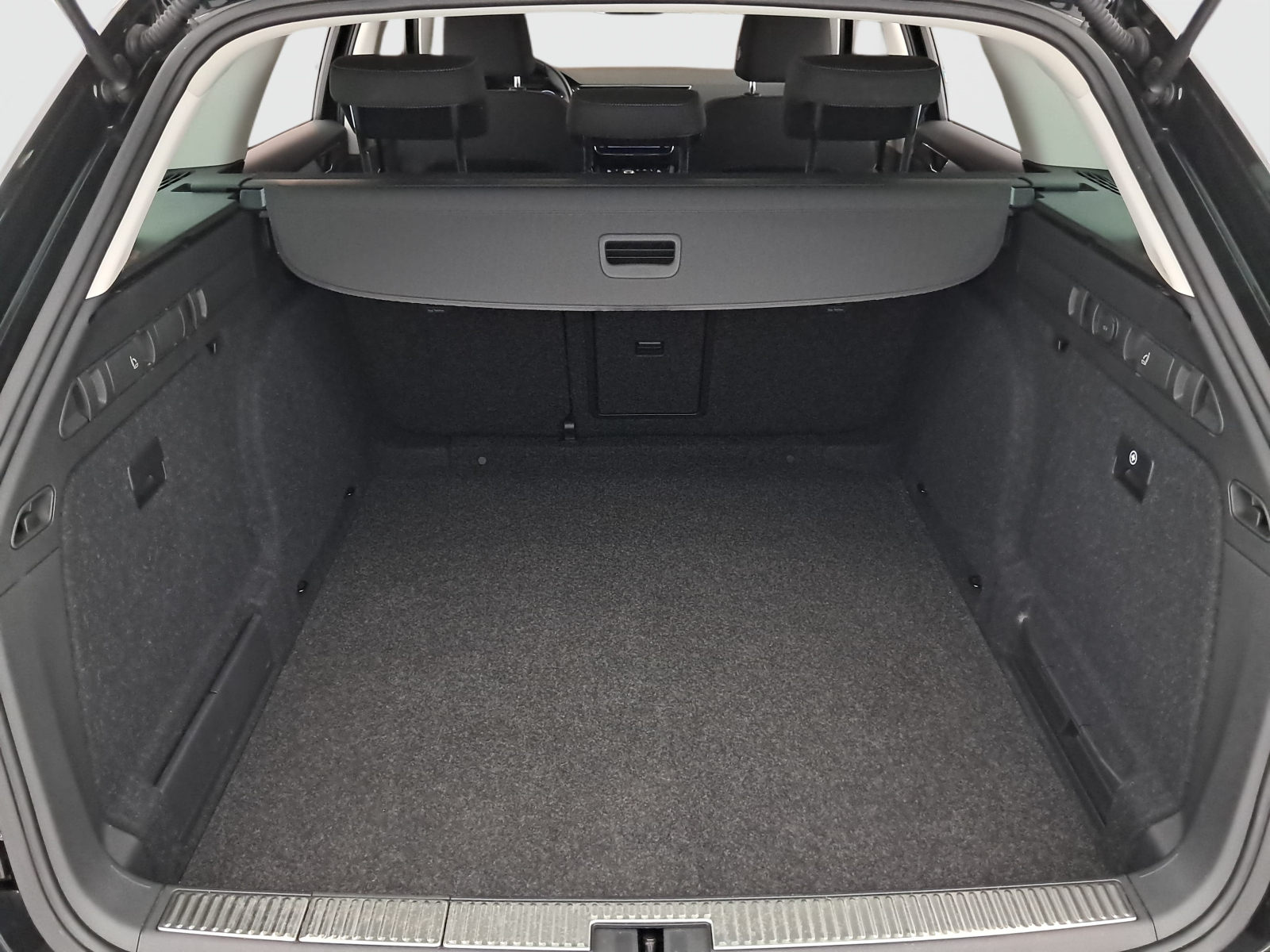 Škoda Superb - 2024