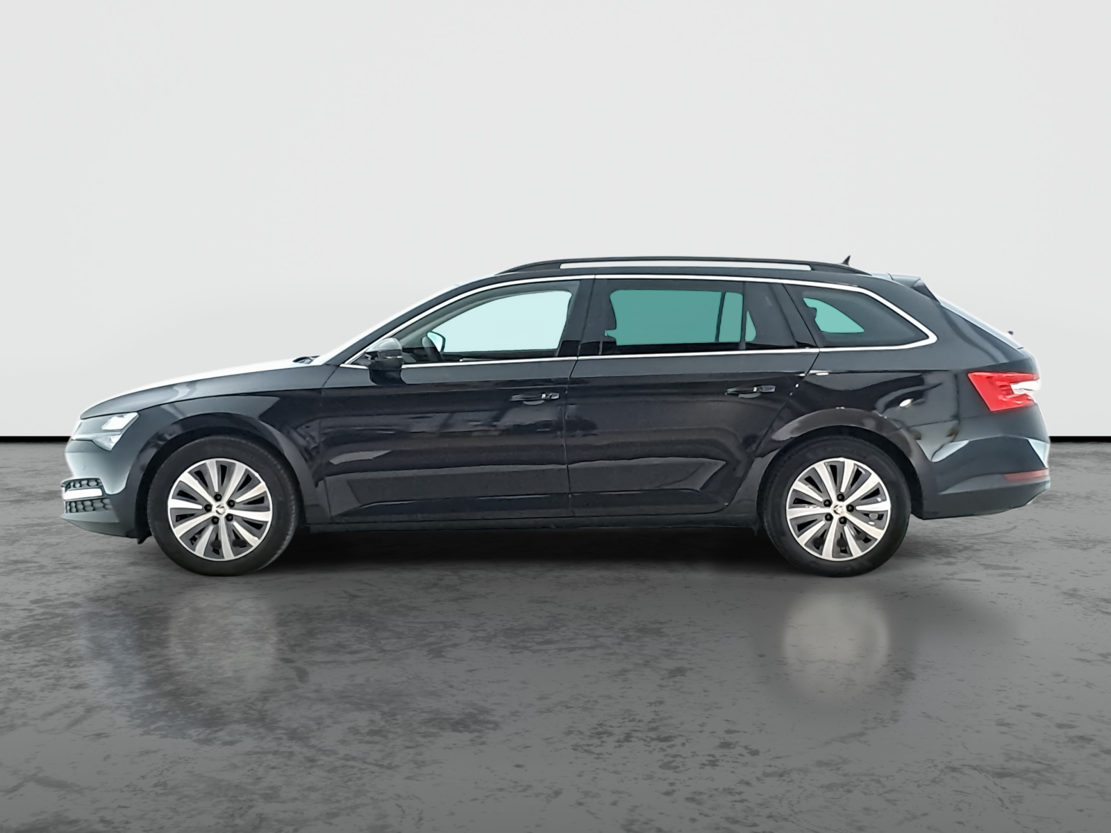 Škoda Superb - 2024
