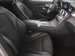 Mercedes-Benz GLC - 2022