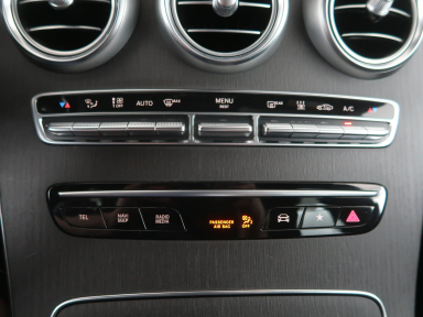 Mercedes-Benz GLC - 2022
