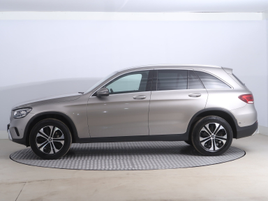 Mercedes-Benz GLC - 2022