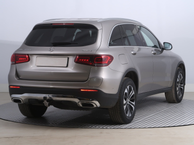 Mercedes-Benz GLC - 2022