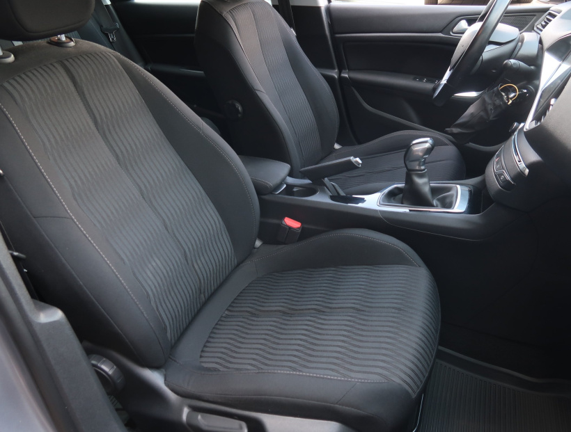 Peugeot 308, 2017