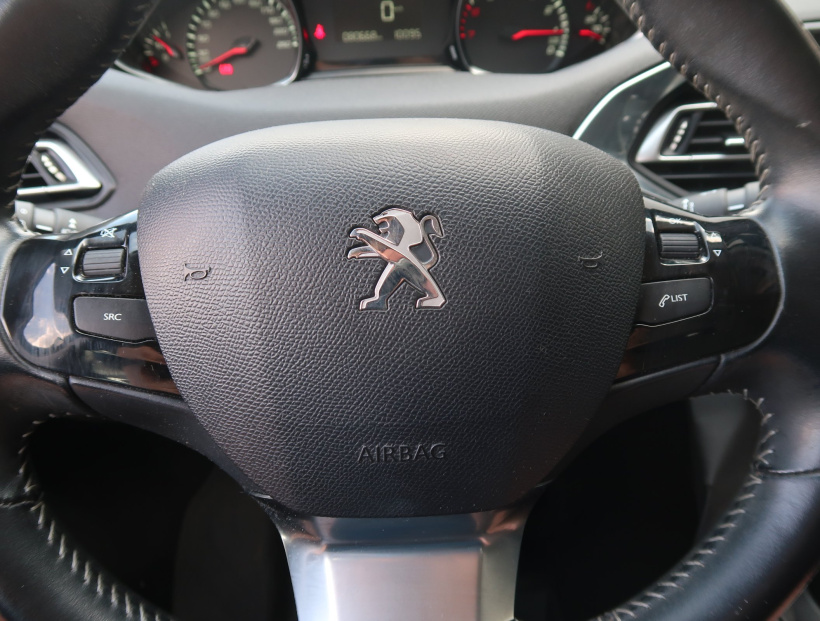 Peugeot 308, 2017