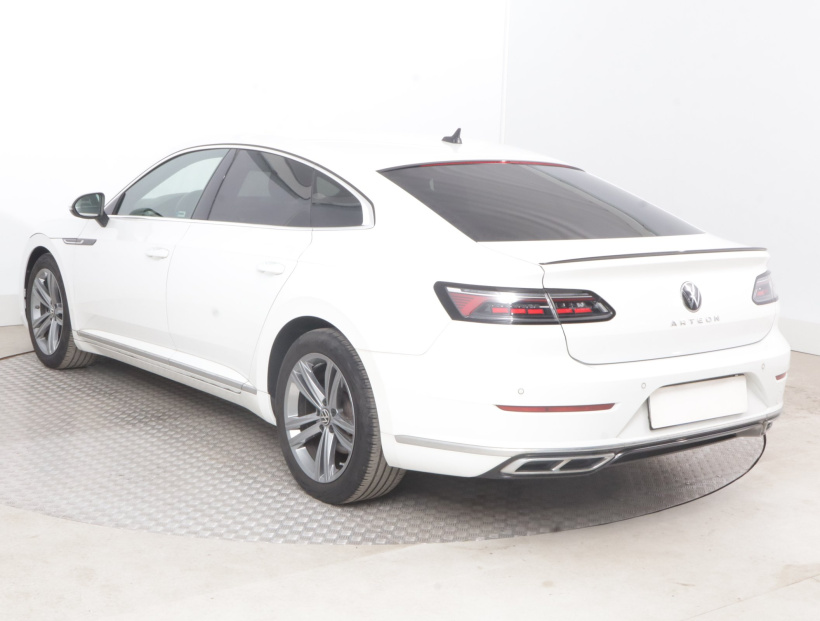 Volkswagen Arteon, 2021