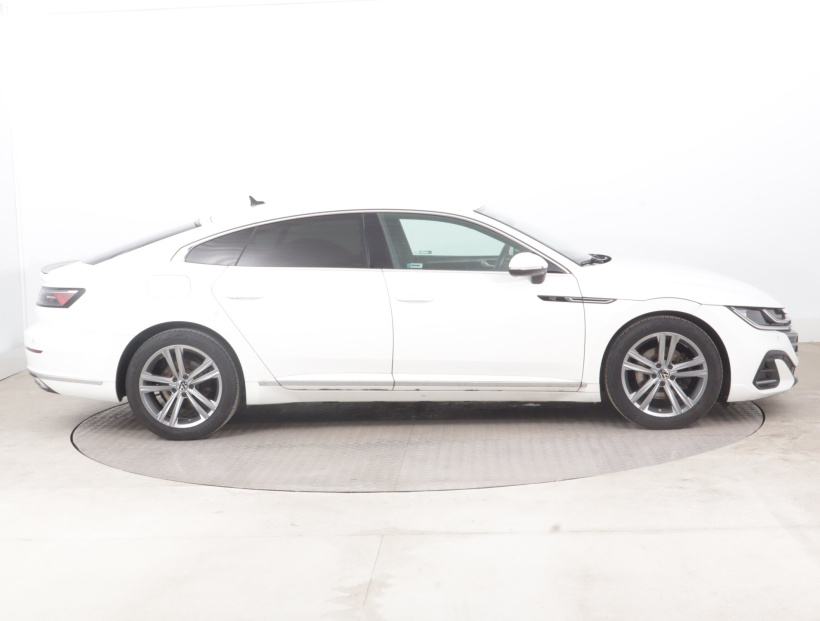 Volkswagen Arteon, 2021