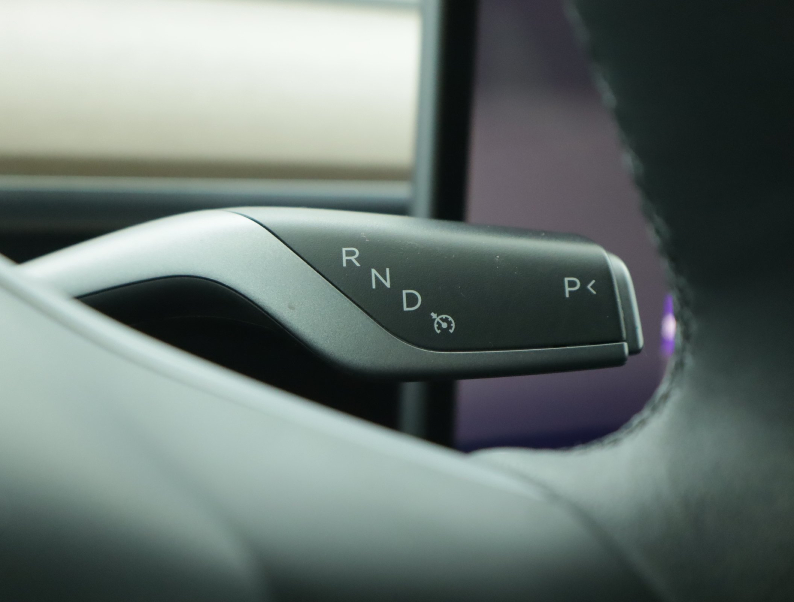 Tesla Model Y - 2023