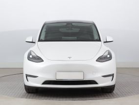 Tesla Model Y - 2023