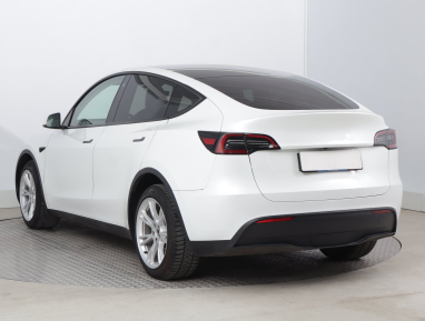 Tesla Model Y - 2023
