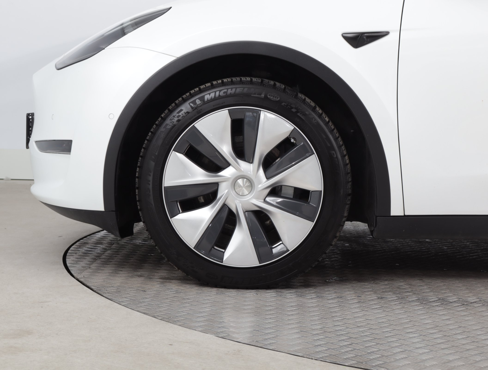 Tesla Model Y - 2022