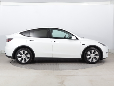 Tesla Model Y - 2022