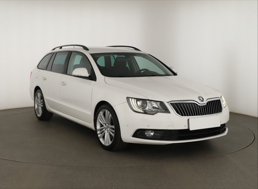 Škoda Superb, 2015