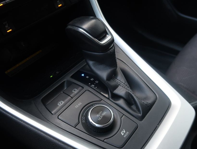 Toyota RAV 4, 2020