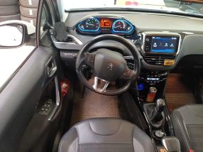Peugeot 2008 - 2017