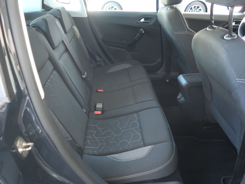Peugeot 2008, 2019