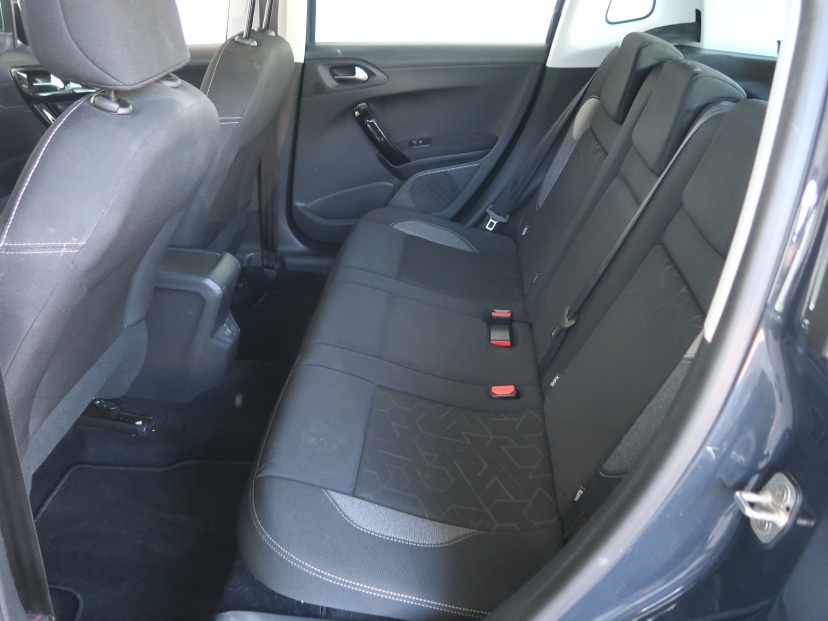 Peugeot 2008, 2019