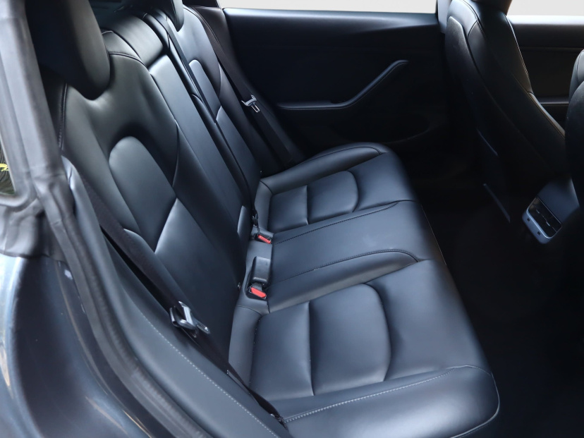 Tesla Model 3, 2019