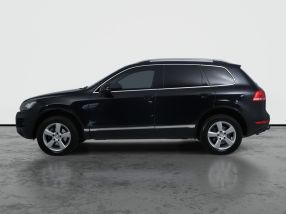 Volkswagen Touareg - 2010