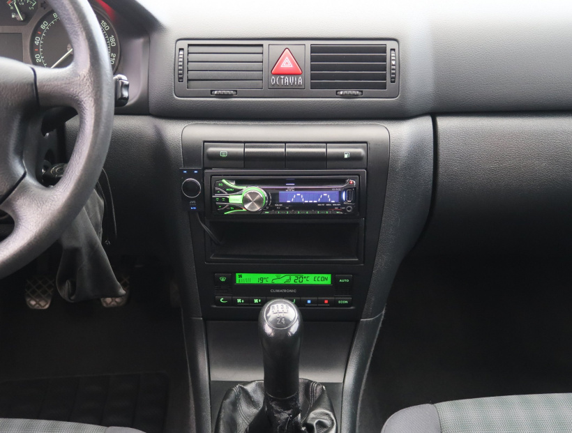 Škoda Octavia, 2005