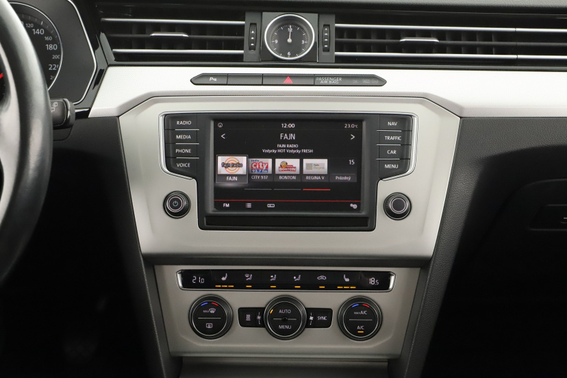 Volkswagen Passat, 2016