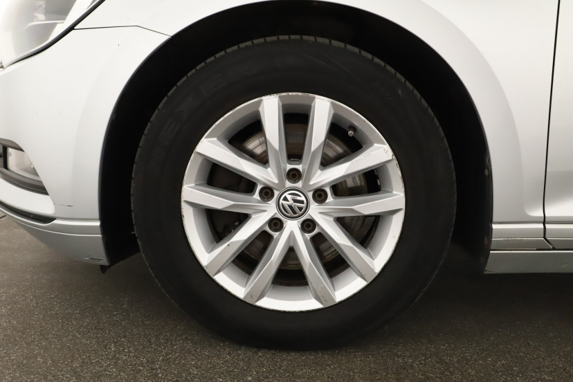Volkswagen Passat, 2016