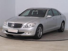 Mercedes-Benz S - 2008