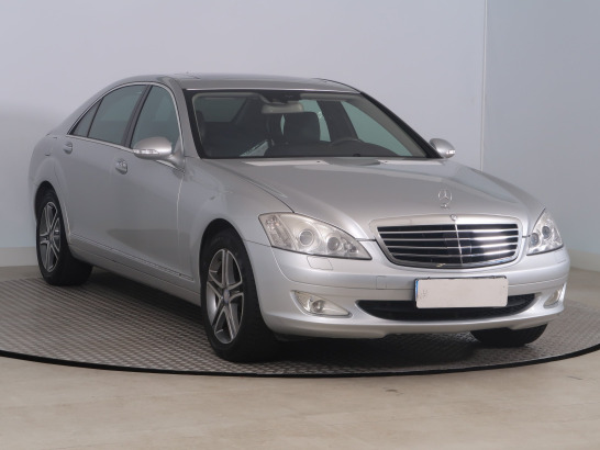 Mercedes-Benz S
