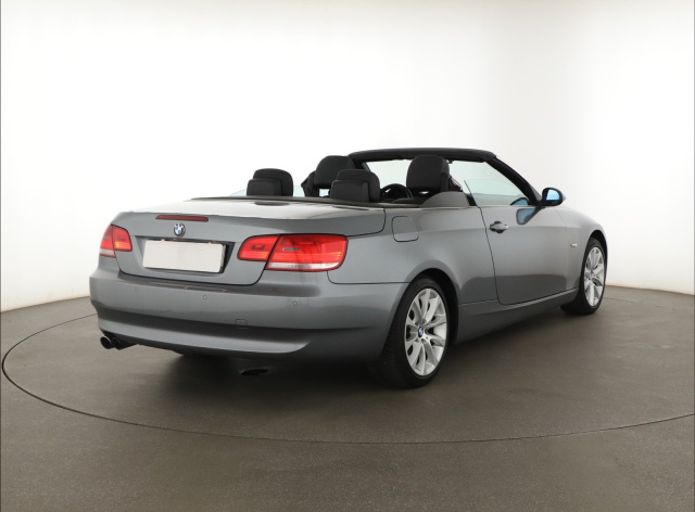 BMW 330 i