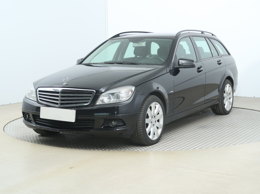 Mercedes-Benz C, 2010