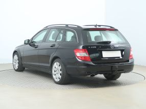 Mercedes-Benz C - 2010