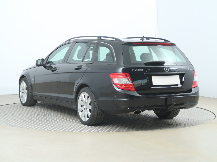 Mercedes-Benz C, 2010