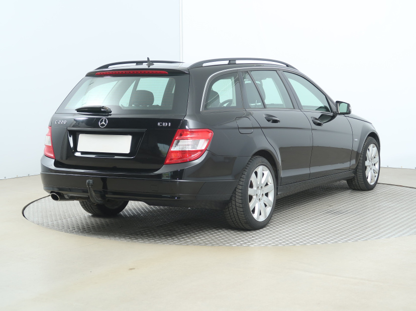 Mercedes-Benz C, 2010