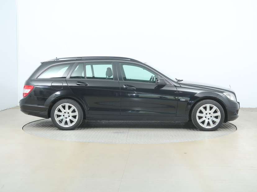 Mercedes-Benz C, 2010
