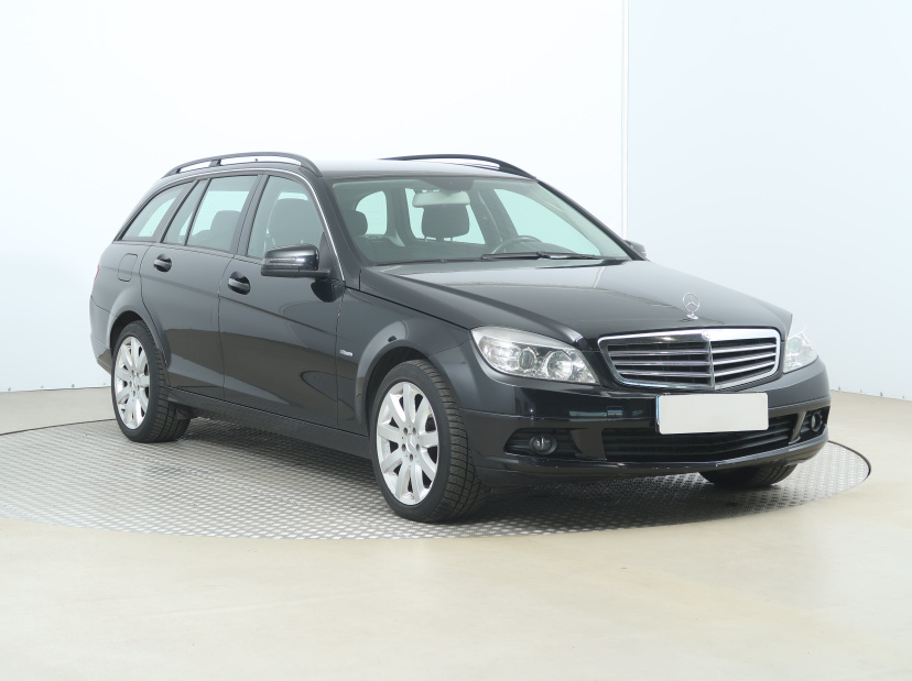 Mercedes-Benz C, 2010