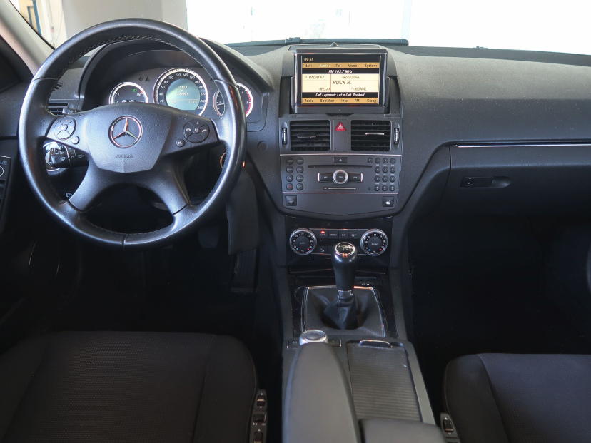 Mercedes-Benz C, 2010