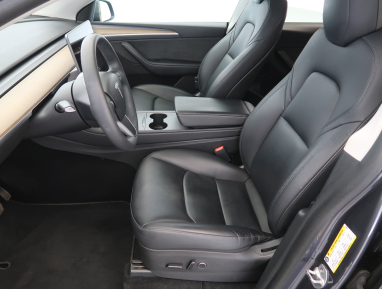 Tesla Model Y - 2022